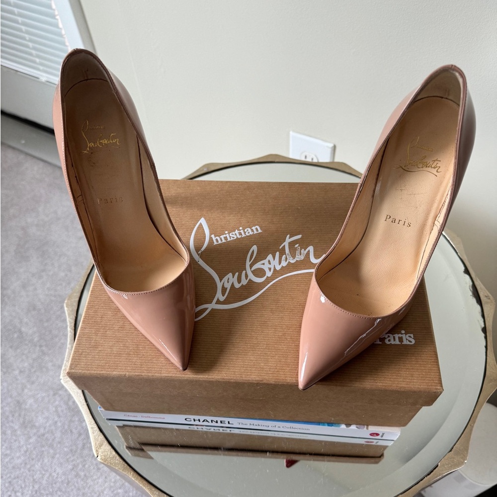 Nude So Kate